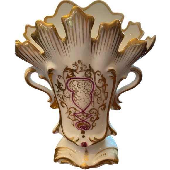 Vintage-Paris Porcelain Mantel Vase - Picture 1 of 7